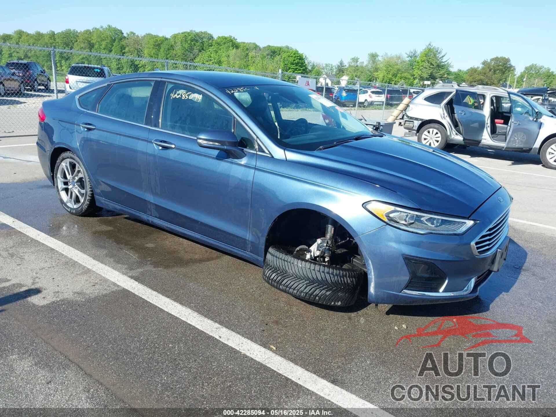 FORD FUSION 2019 - 3FA6P0CD3KR260227