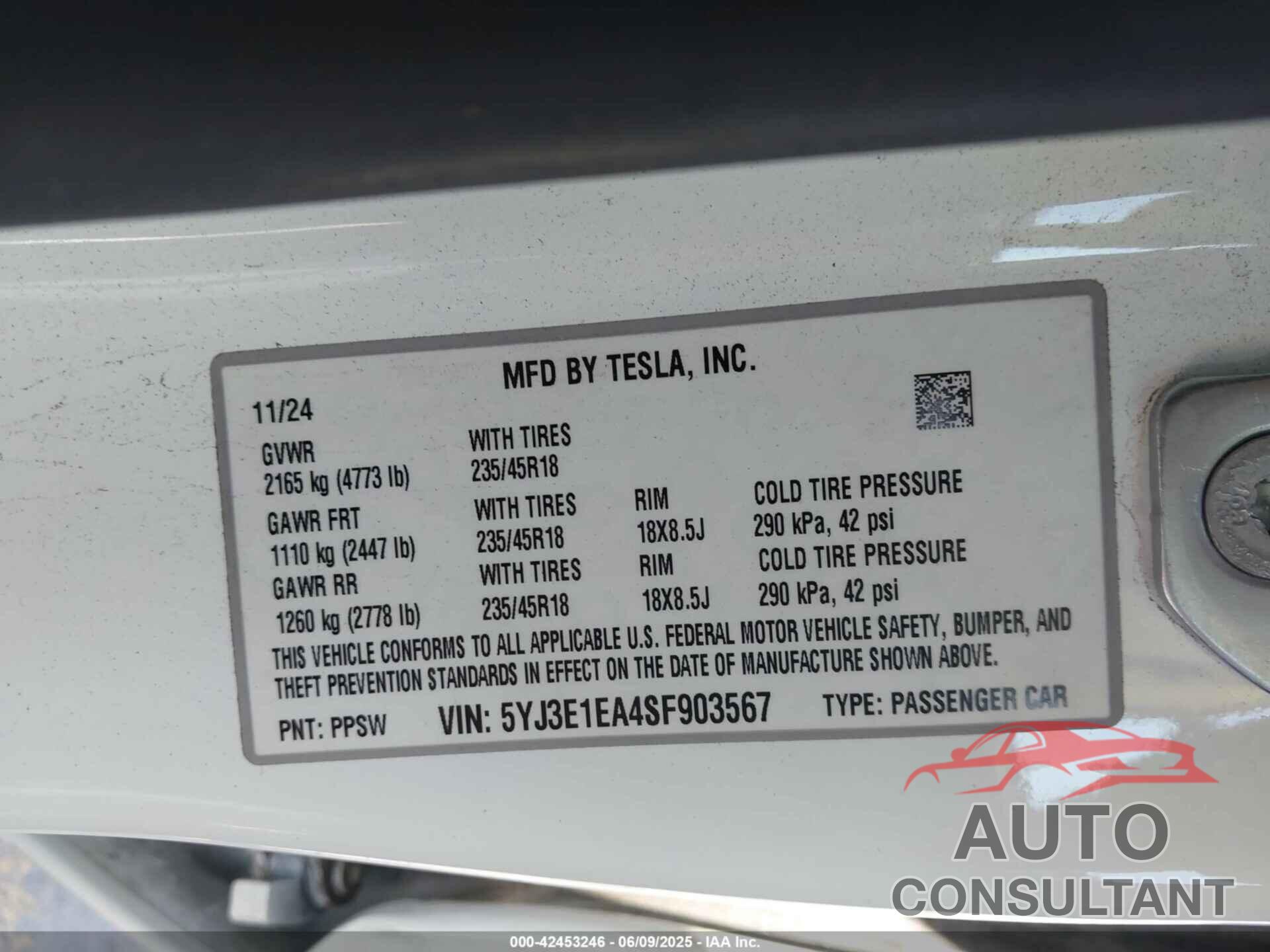 TESLA MODEL 3 2025 - 5YJ3E1EA4SF903567