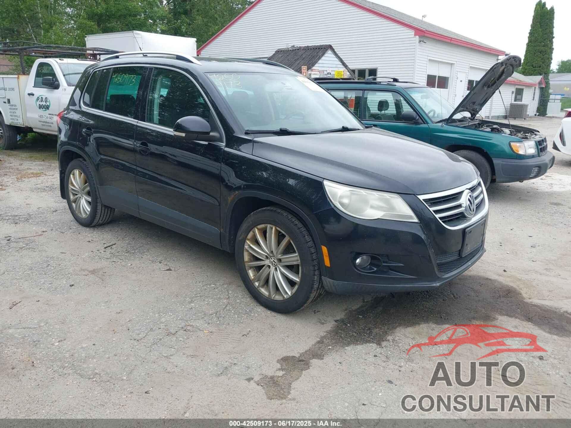 VOLKSWAGEN TIGUAN 2009 - WVGBV75N99W502051