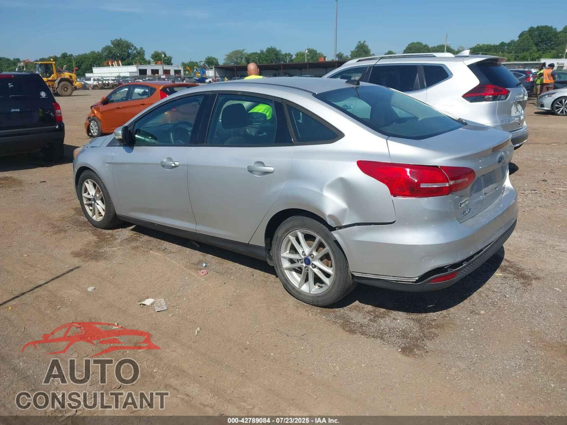 FORD FOCUS 2015 - 1FADP3F25FL317440
