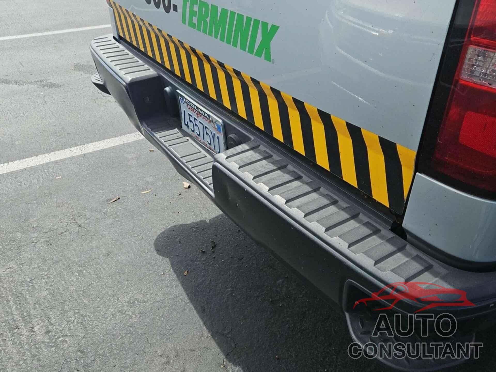 CHEVROLET SILVERADO 1500 2015 - 1GCNCPEH9FZ269316