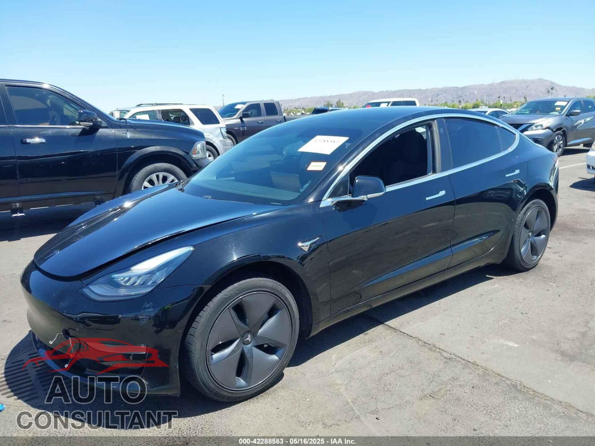 TESLA MODEL 3 2019 - 5YJ3E1EA8KF395684