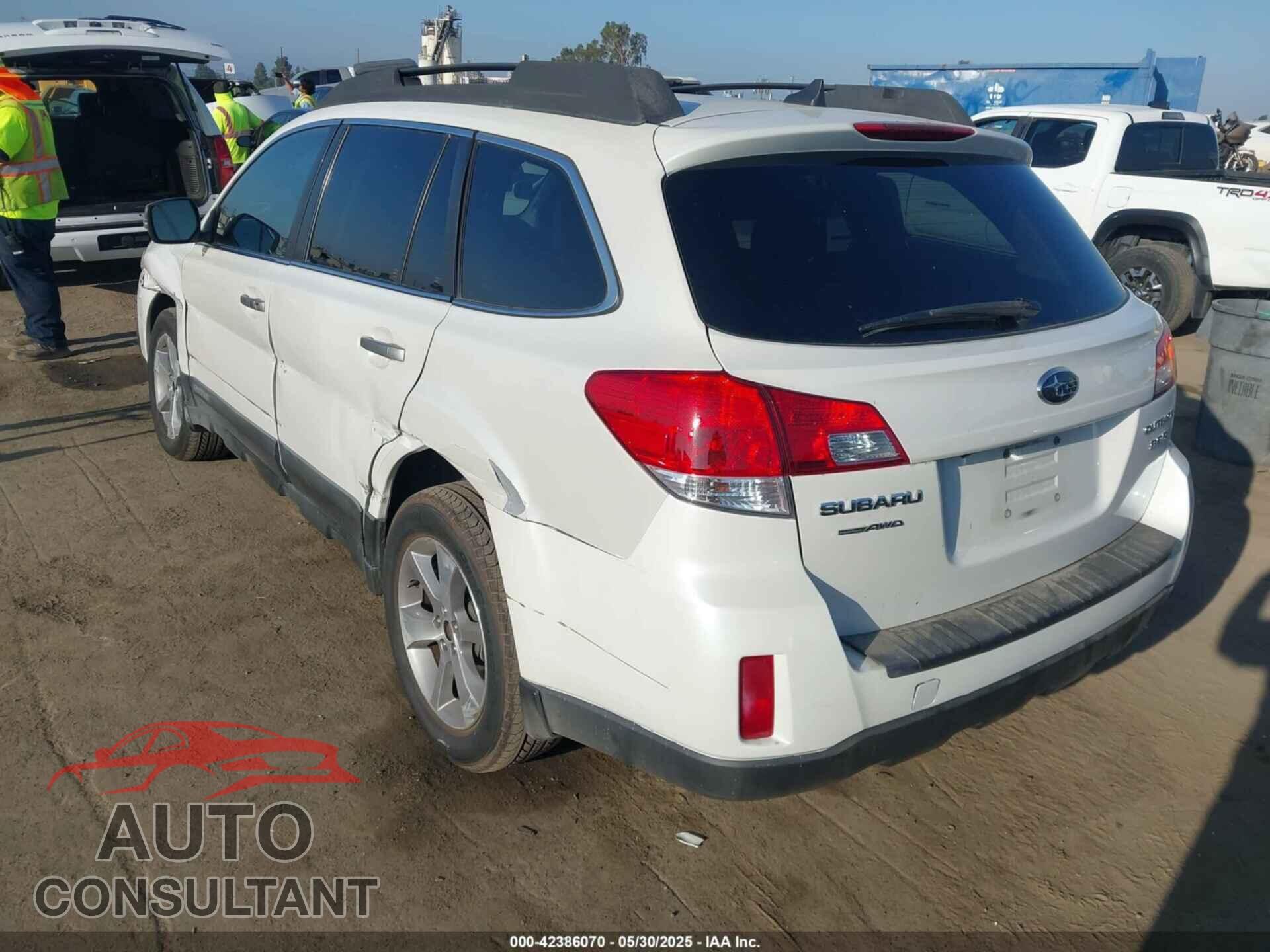 SUBARU OUTBACK 2013 - 4S4BRDSC1D2294074