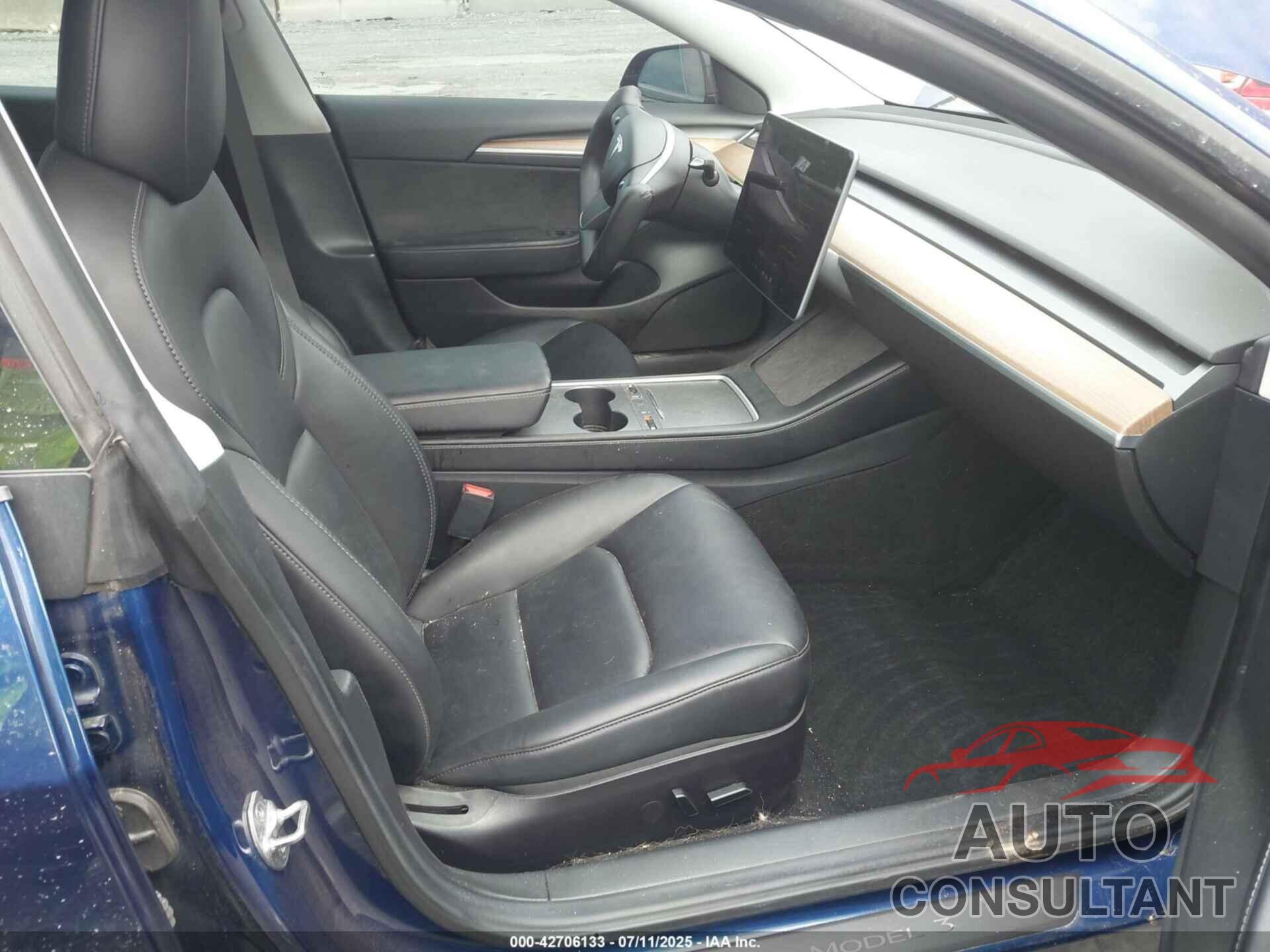 TESLA MODEL 3 2022 - 5YJ3E1EBXNF163570