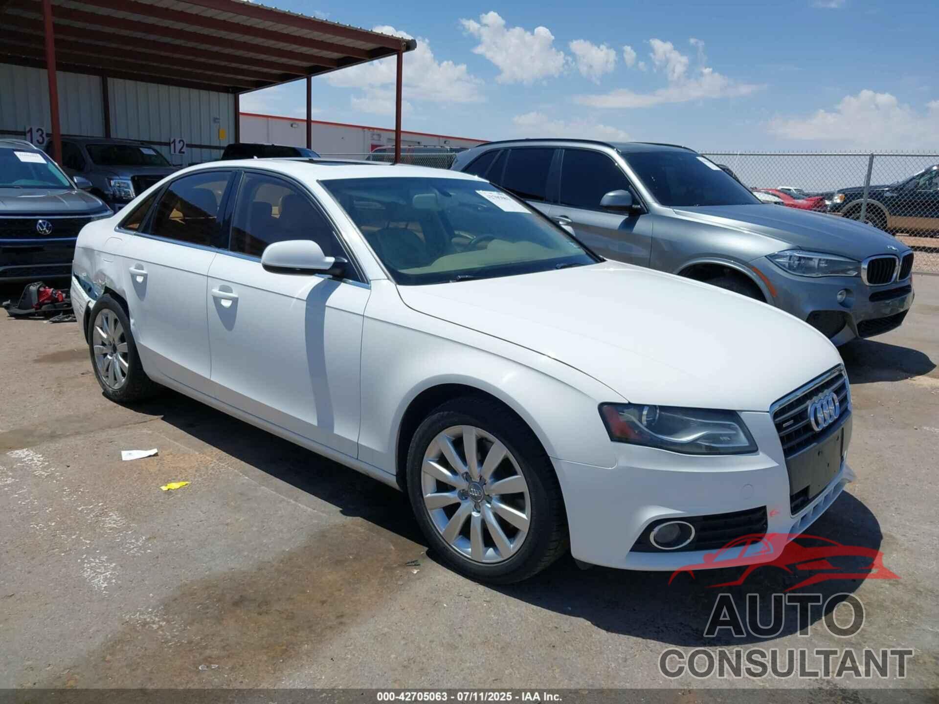 AUDI A4 2011 - WAUFFAFL8BN056433