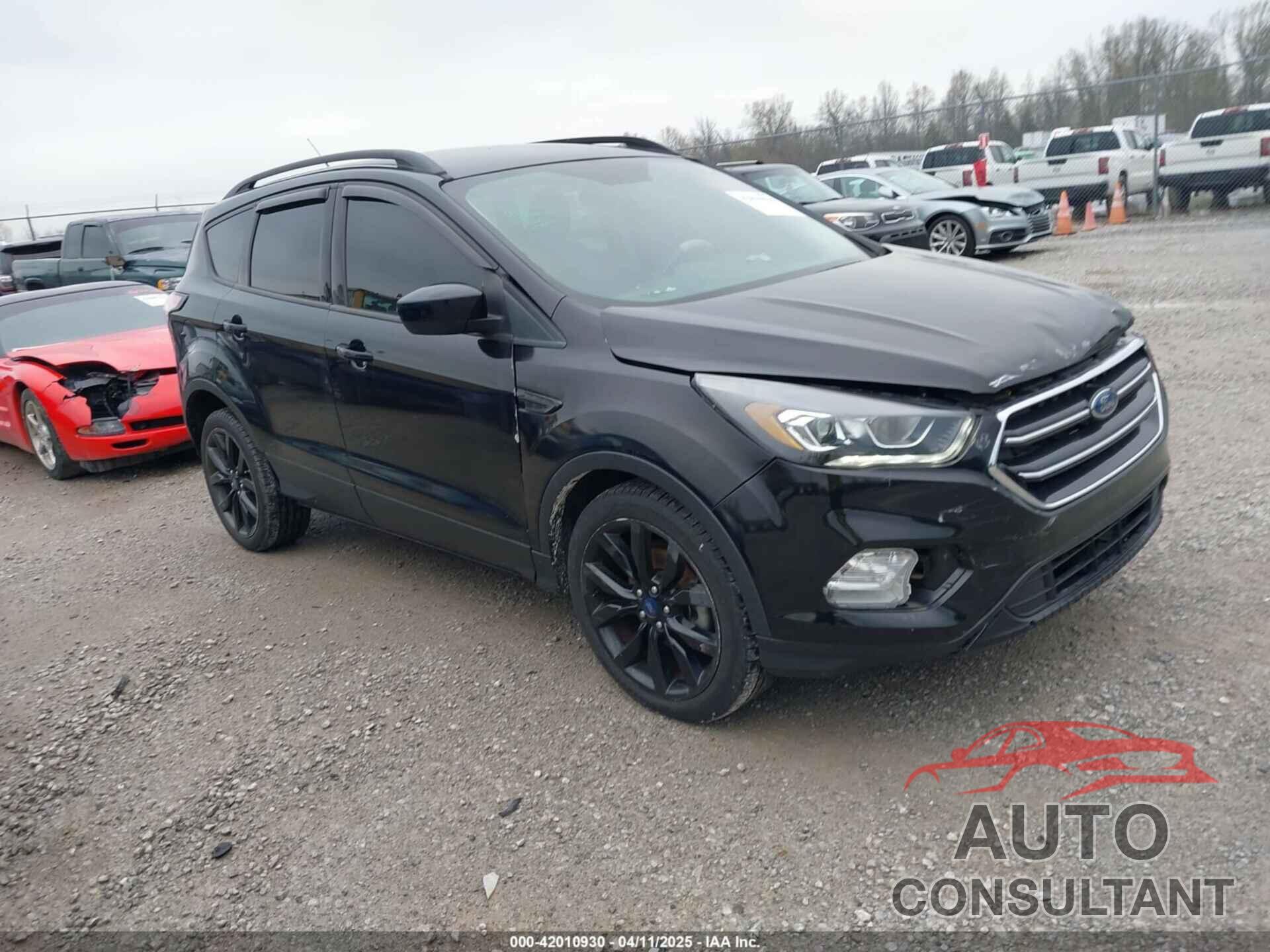 FORD ESCAPE 2018 - 1FMCU0GD5JUA81724