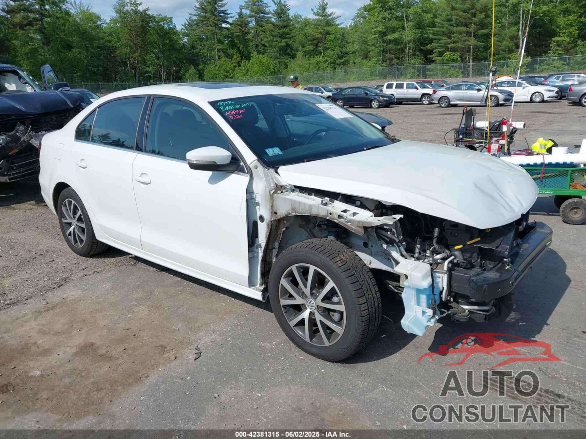 VOLKSWAGEN JETTA 2018 - 3VWDB7AJXJM261479