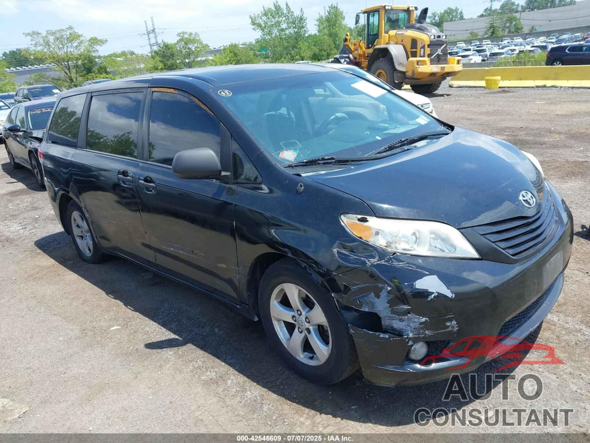 TOYOTA SIENNA 2014 - 5TDZK3DC4ES439956