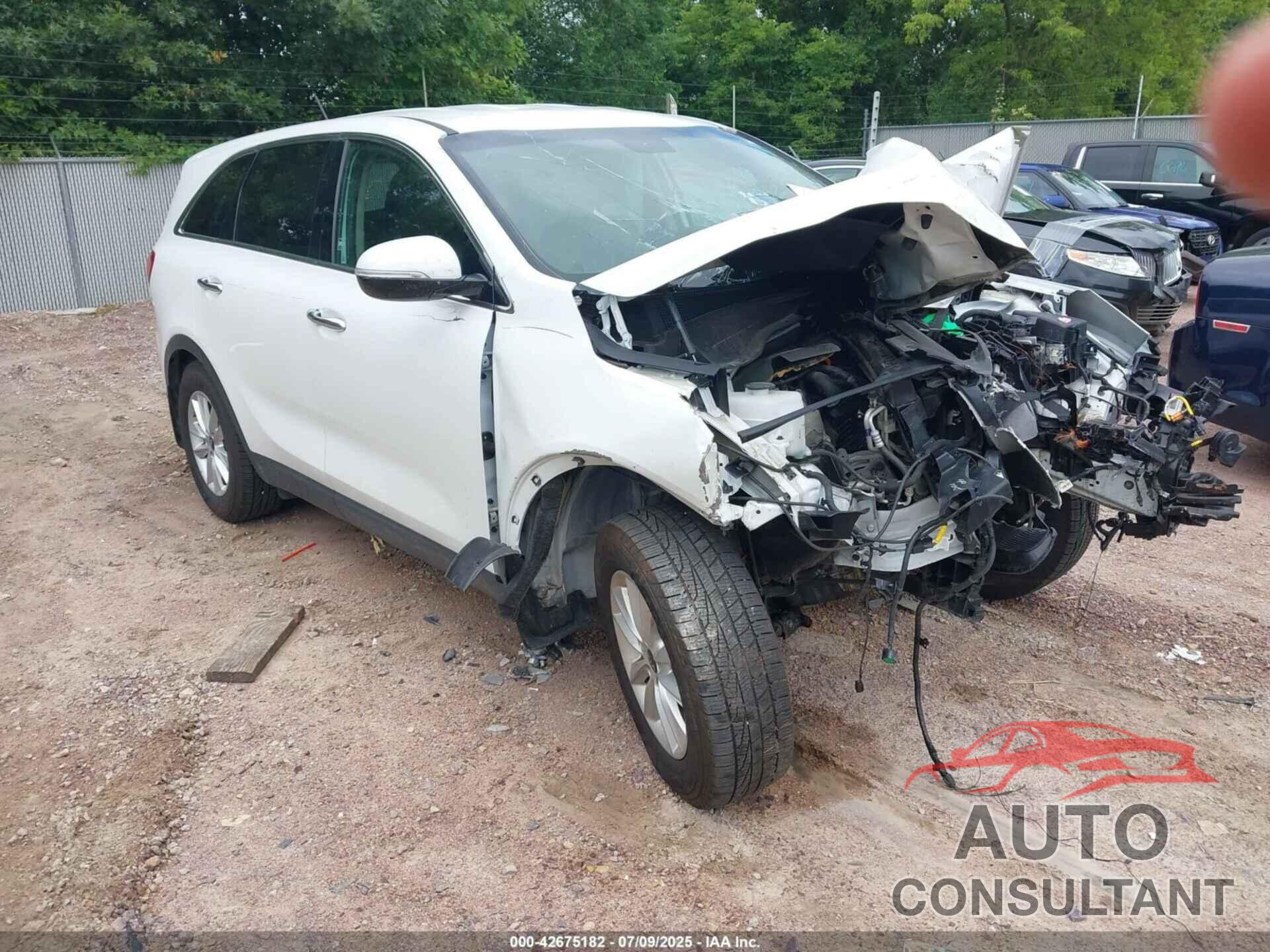 KIA SORENTO 2019 - 5XYPG4A33KG508521