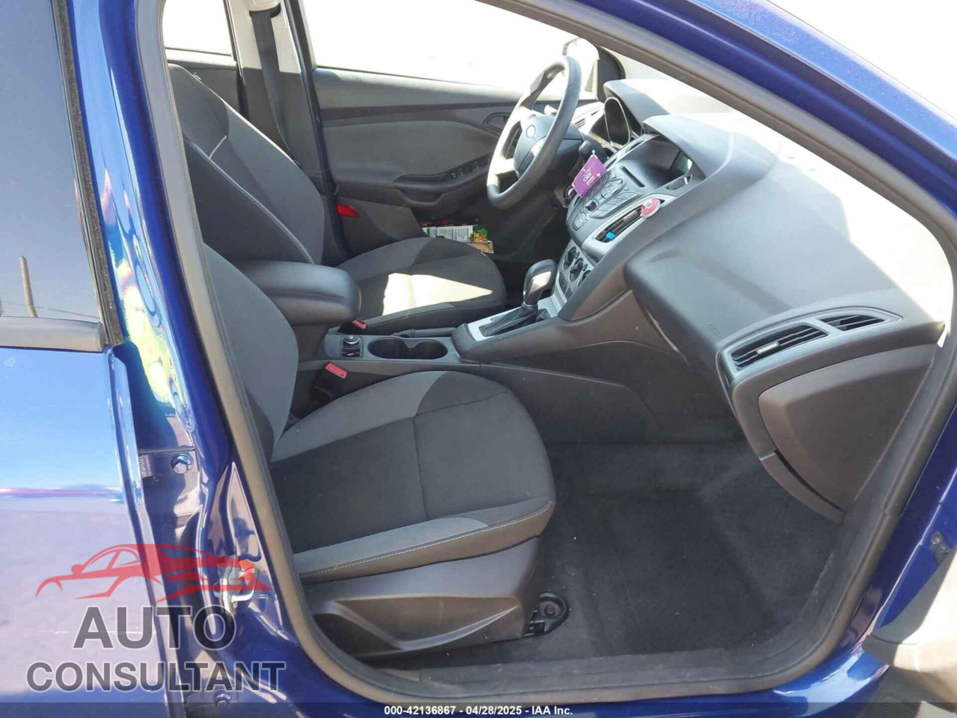 FORD FOCUS 2012 - 1FAHP3F24CL370286