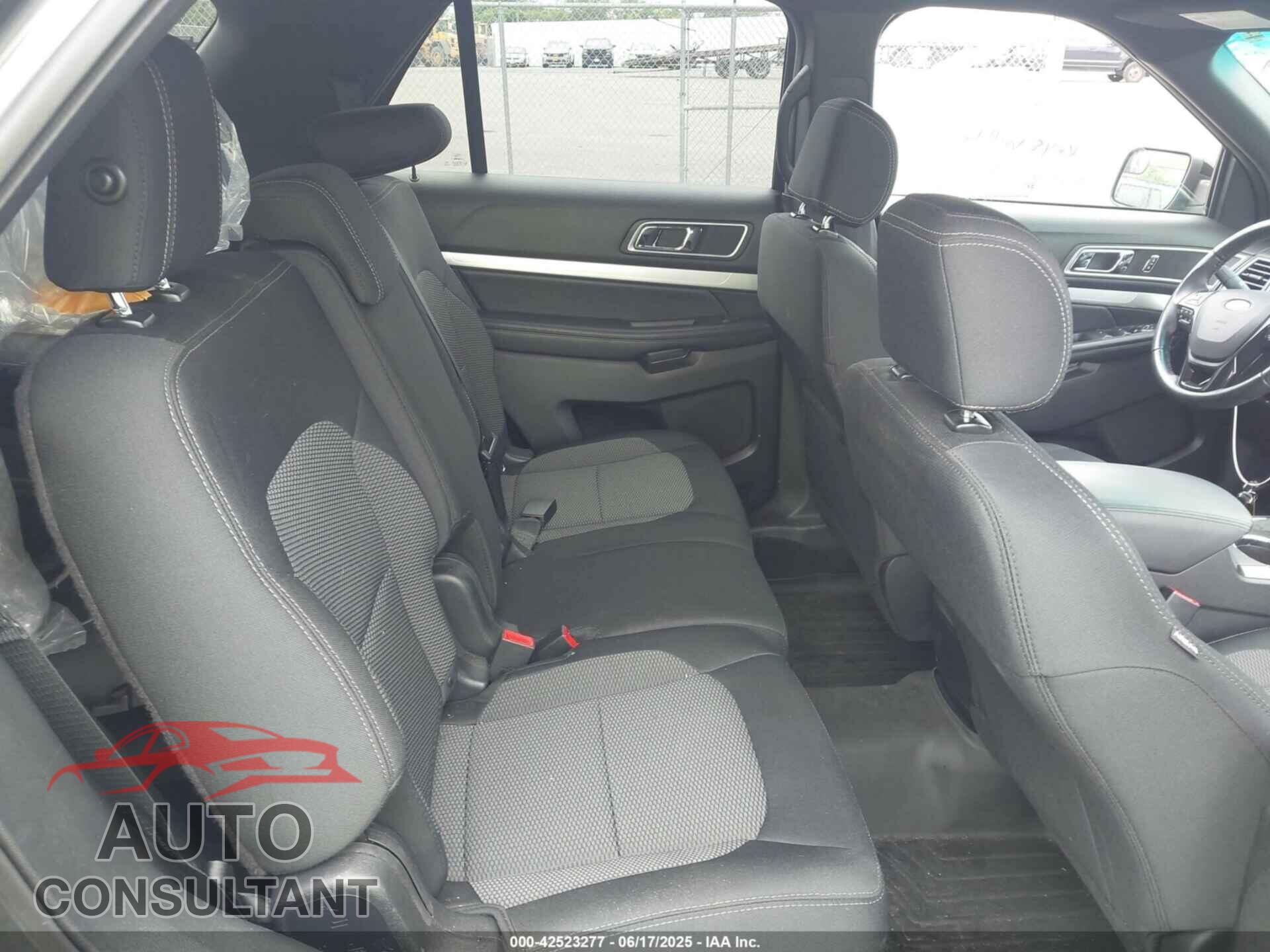 FORD EXPLORER 2017 - 1FM5K8D83HGB04575