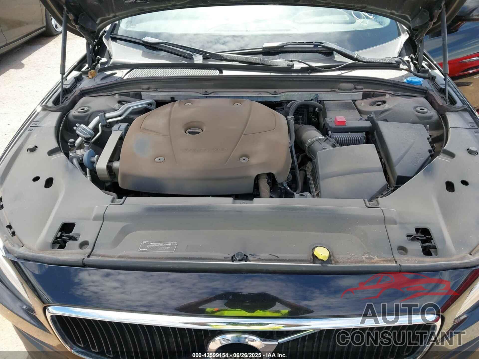 VOLVO S90 2018 - LVY982MK6JP028281