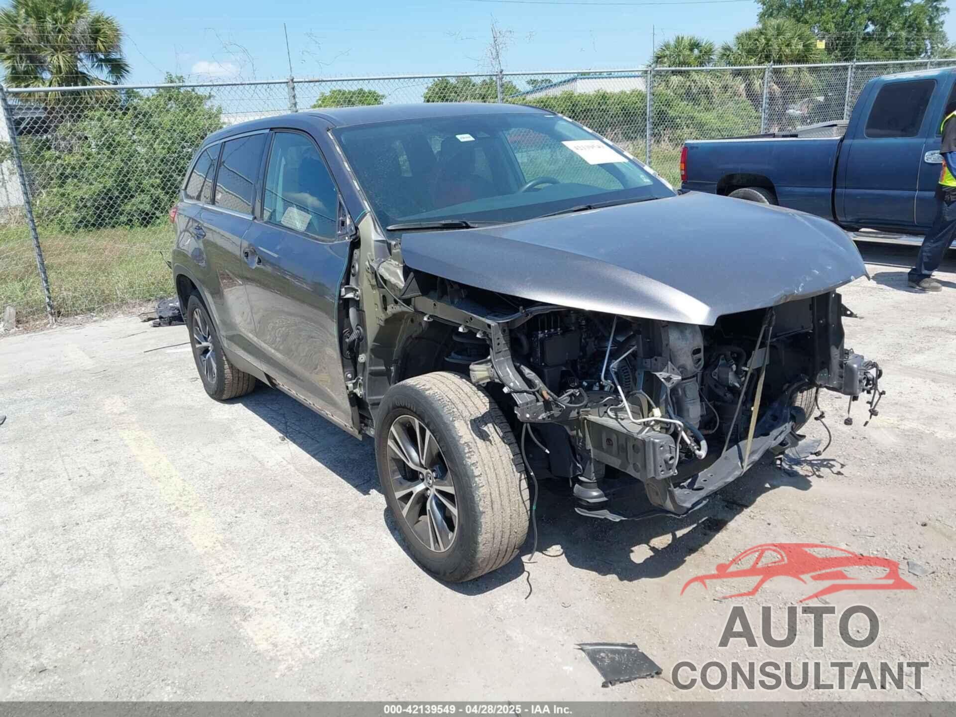 TOYOTA HIGHLANDER 2019 - 5TDZARFH0KS056820