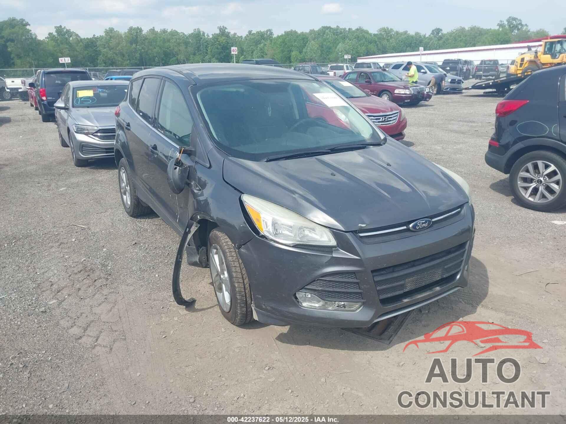 FORD ESCAPE 2015 - 1FMCU9G93FUA10514
