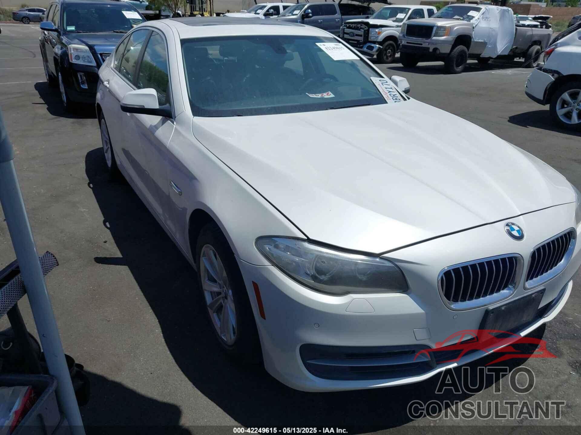 BMW 528I 2014 - WBA5A5C58ED501786