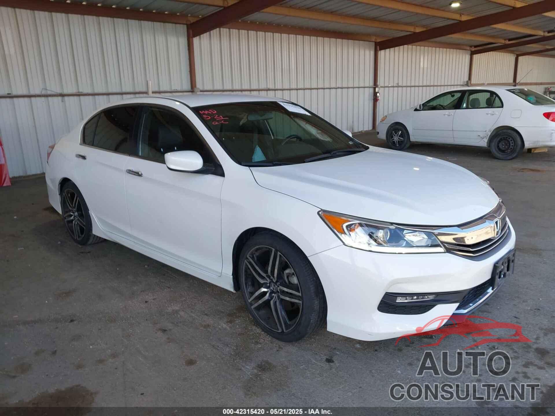 HONDA ACCORD 2016 - 1HGCR2F58GA181923