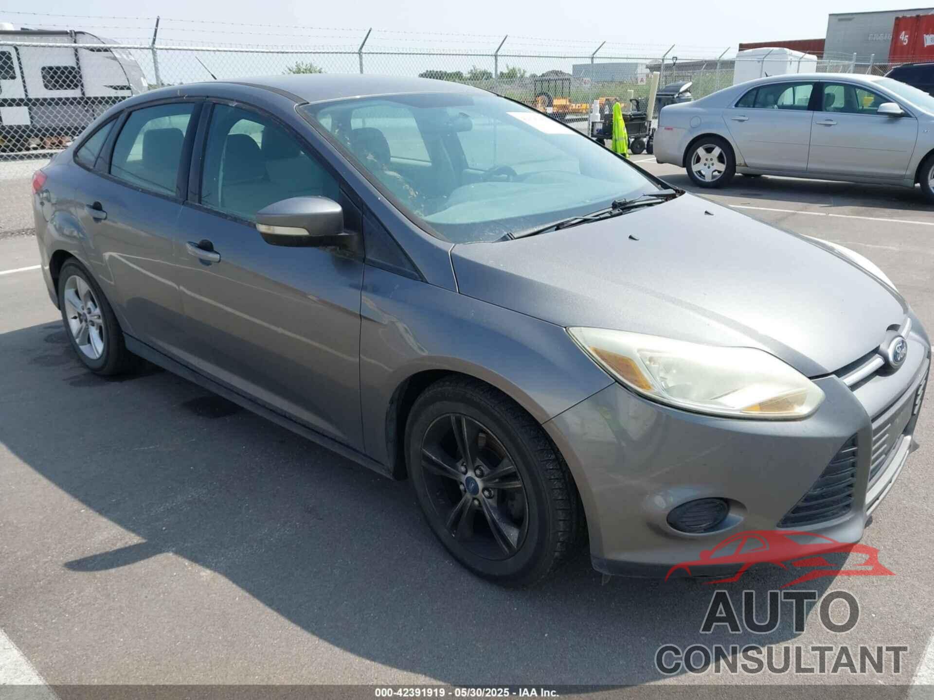 FORD FOCUS 2014 - 1FADP3F27EL142249