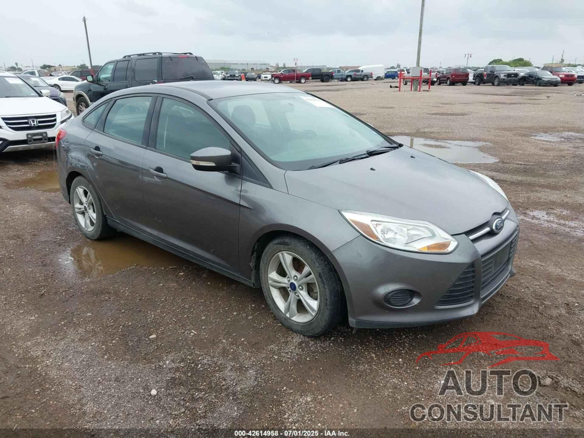 FORD FOCUS 2014 - 1FADP3F29EL417796