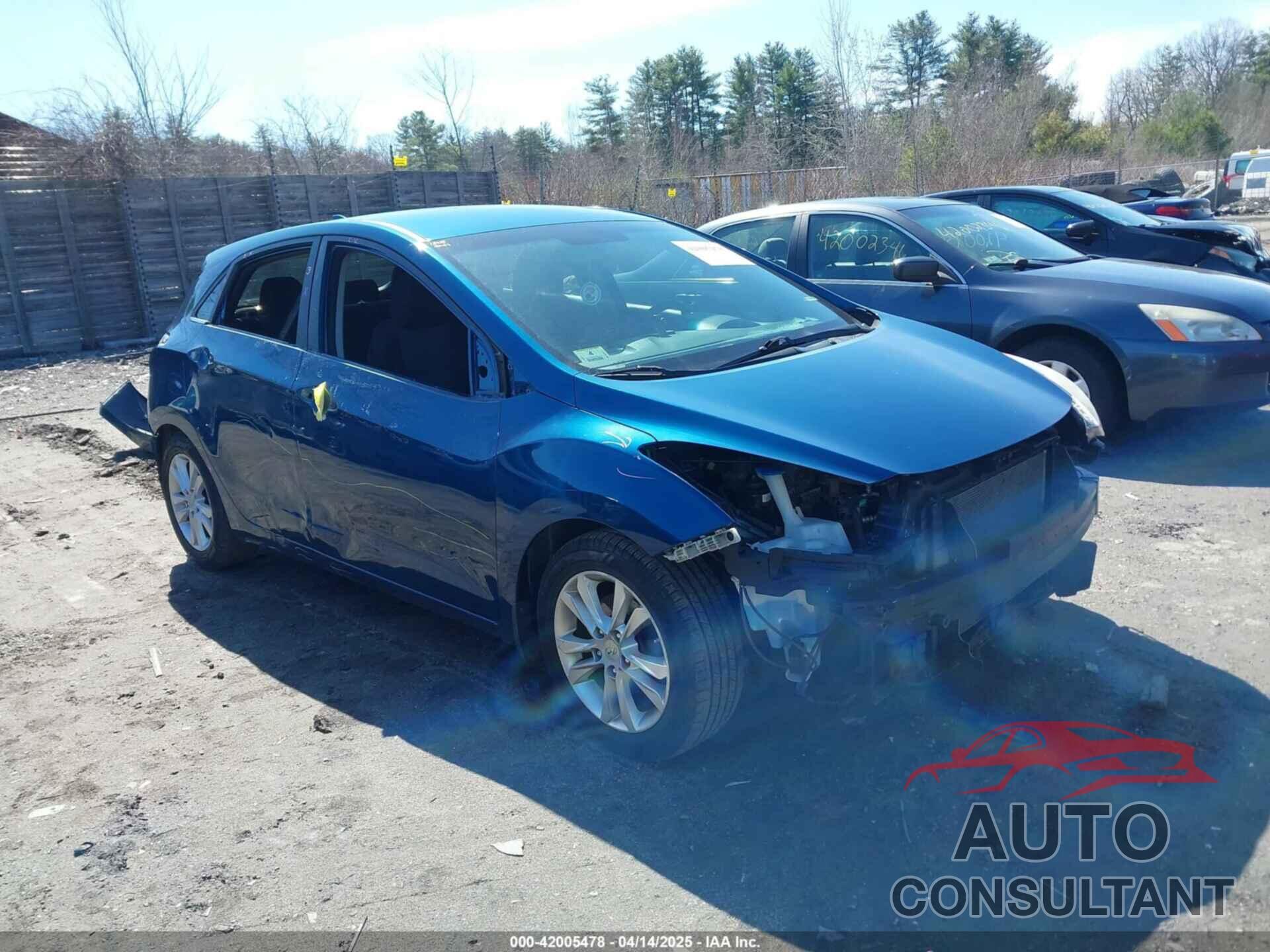 HYUNDAI ELANTRA GT 2013 - KMHD35LE8DU137209