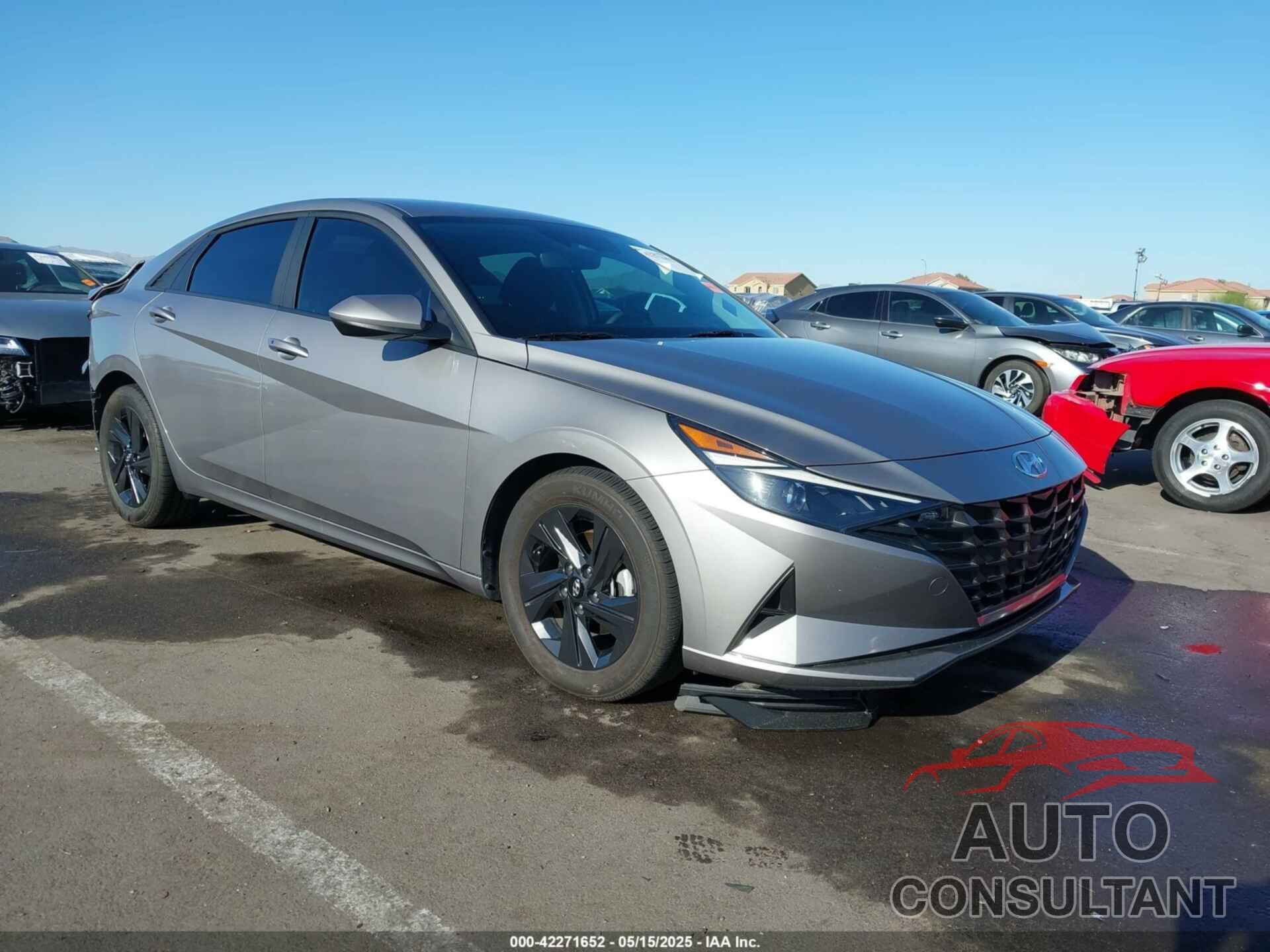 HYUNDAI ELANTRA 2022 - KMHLM4AG1NU292659