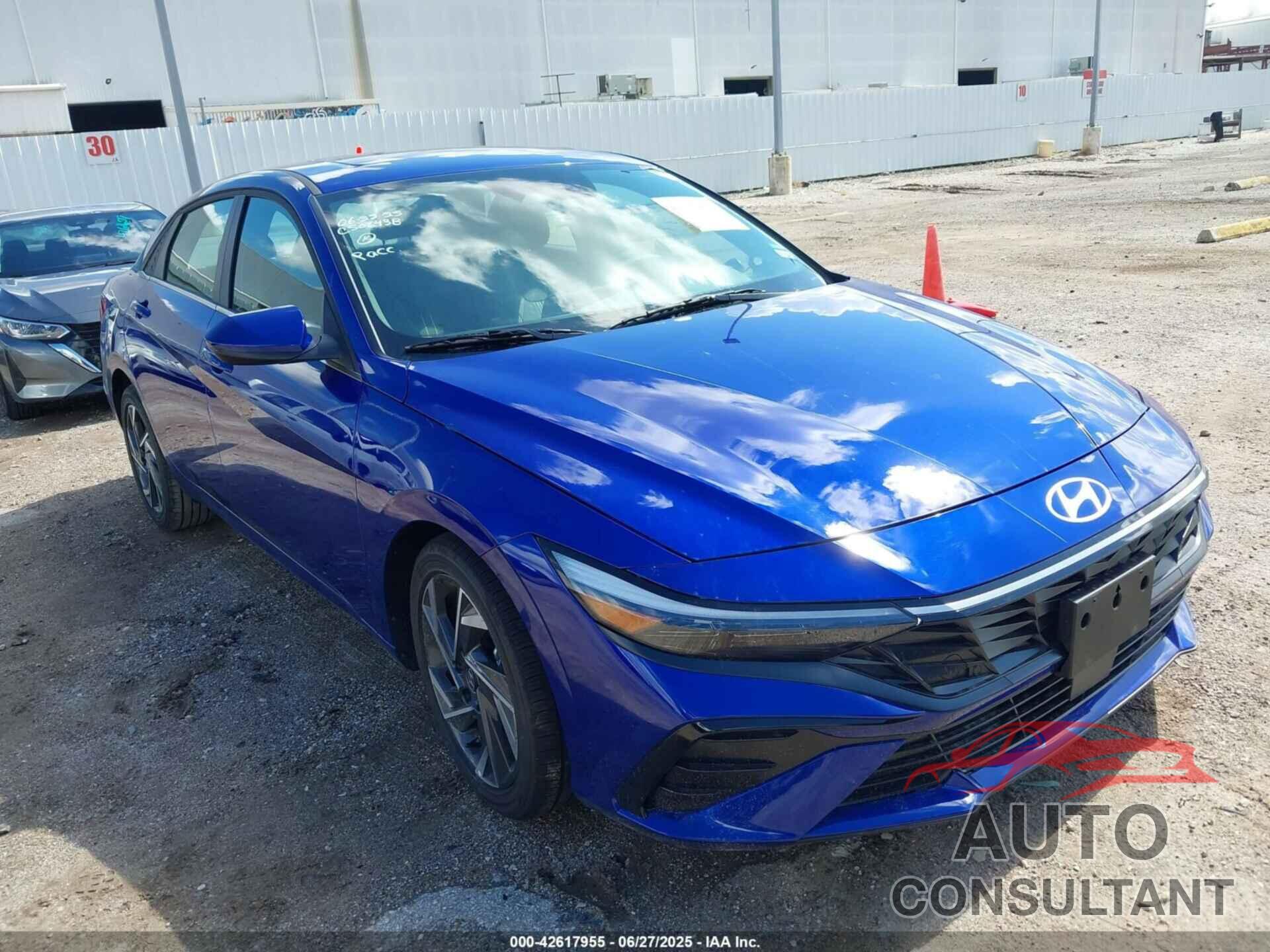 HYUNDAI ELANTRA 2025 - KMHLS4DG8SU004519
