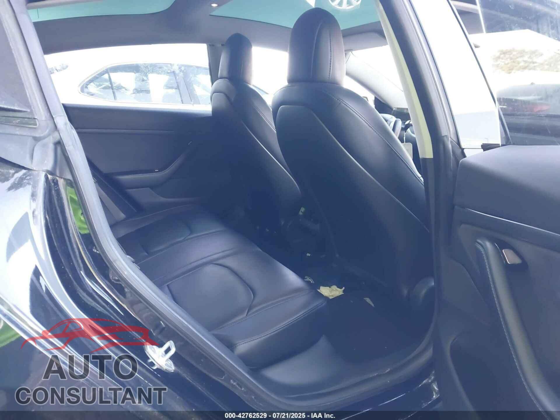 TESLA MODEL 3 2018 - 5YJ3E1EA5JF010760