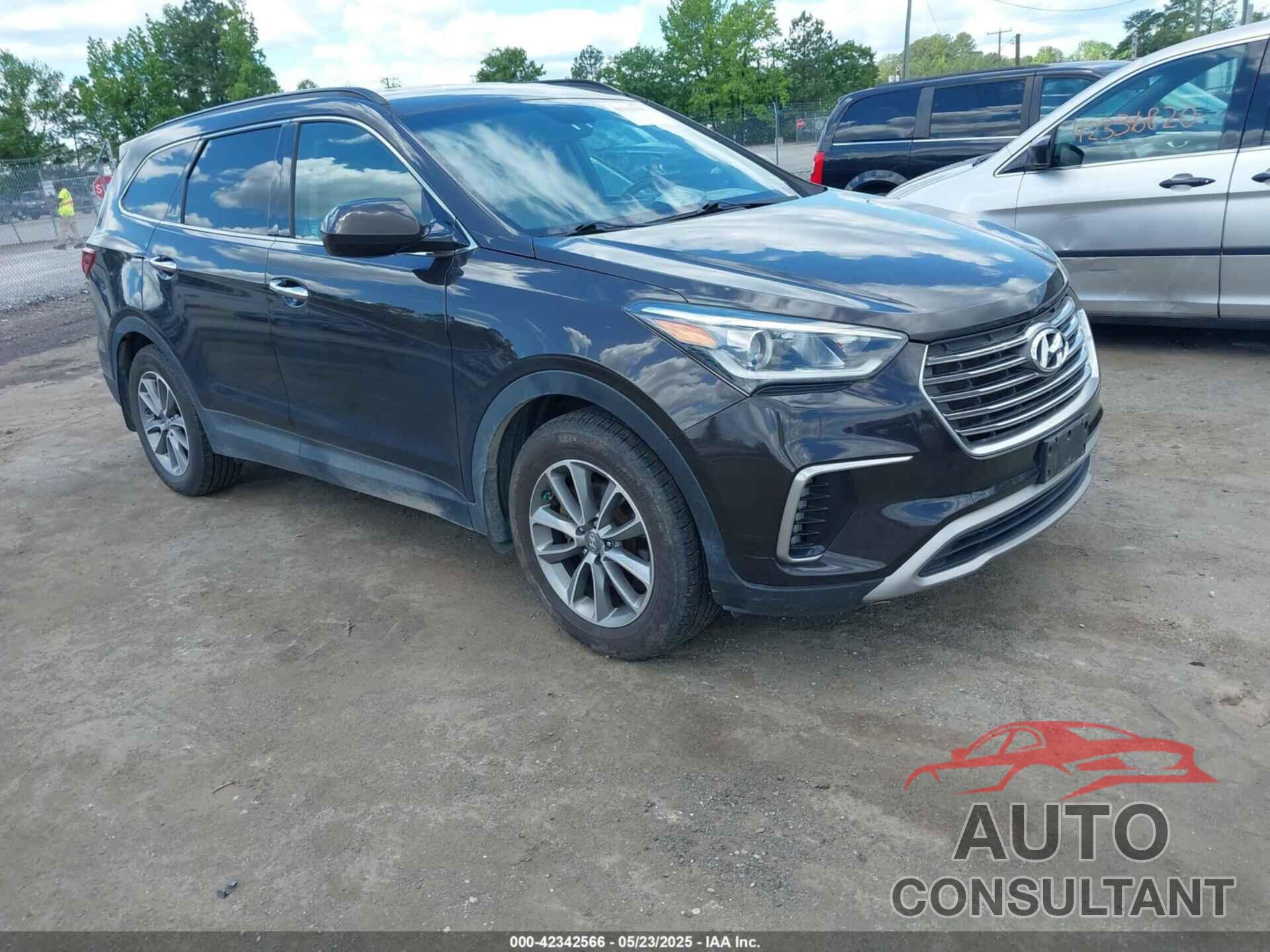 HYUNDAI SANTA FE 2018 - KM8SMDHF9JU268192