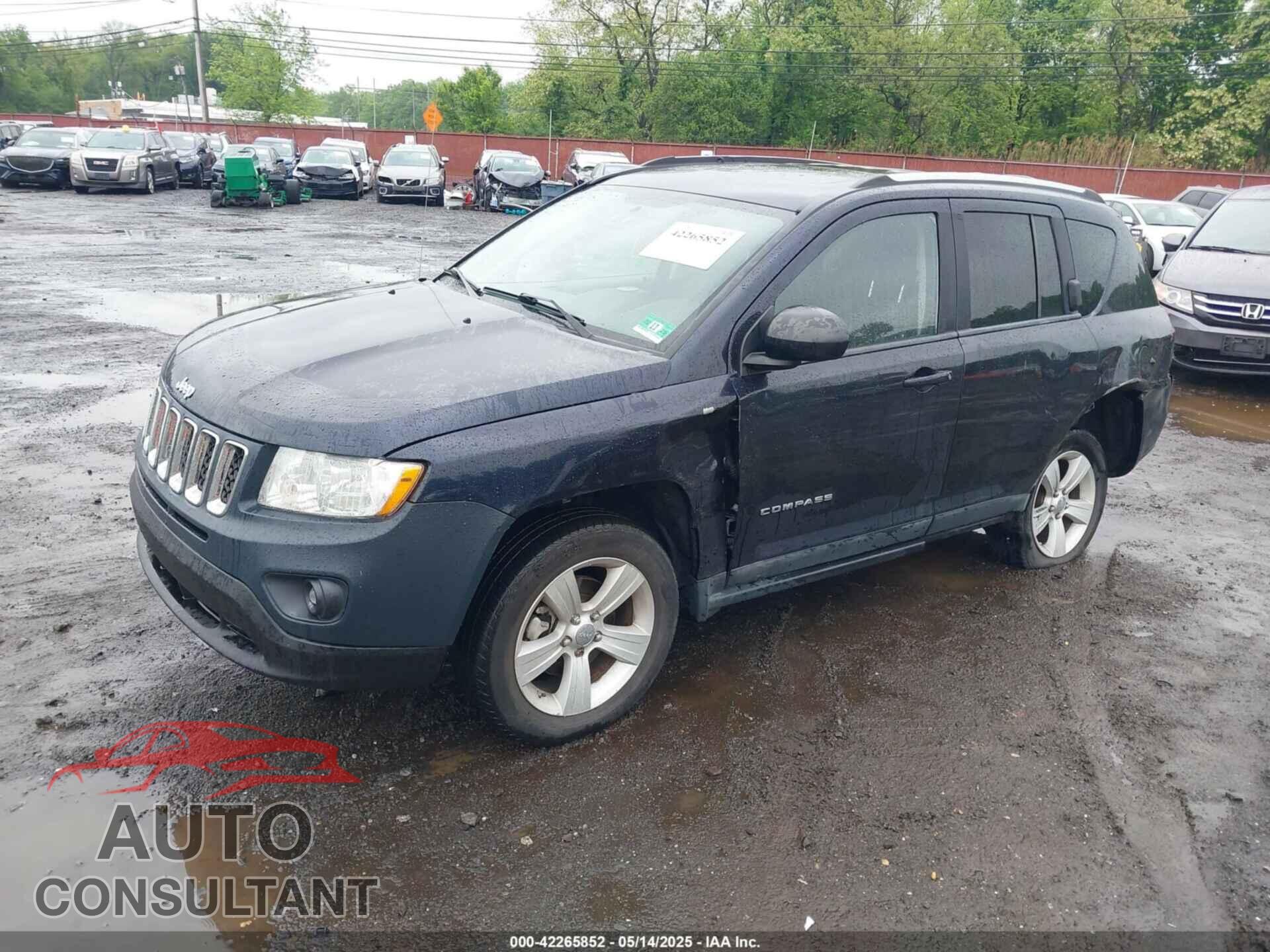 JEEP COMPASS 2011 - 1J4NF1FB5BD187745
