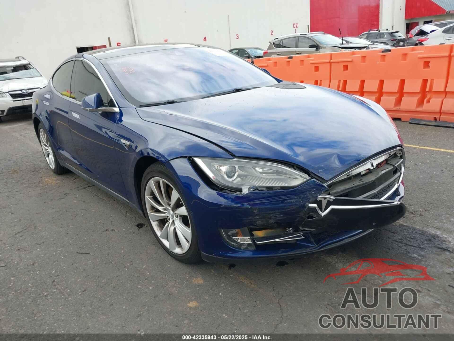 TESLA MODEL S 2015 - 5YJSA1H22FF095964