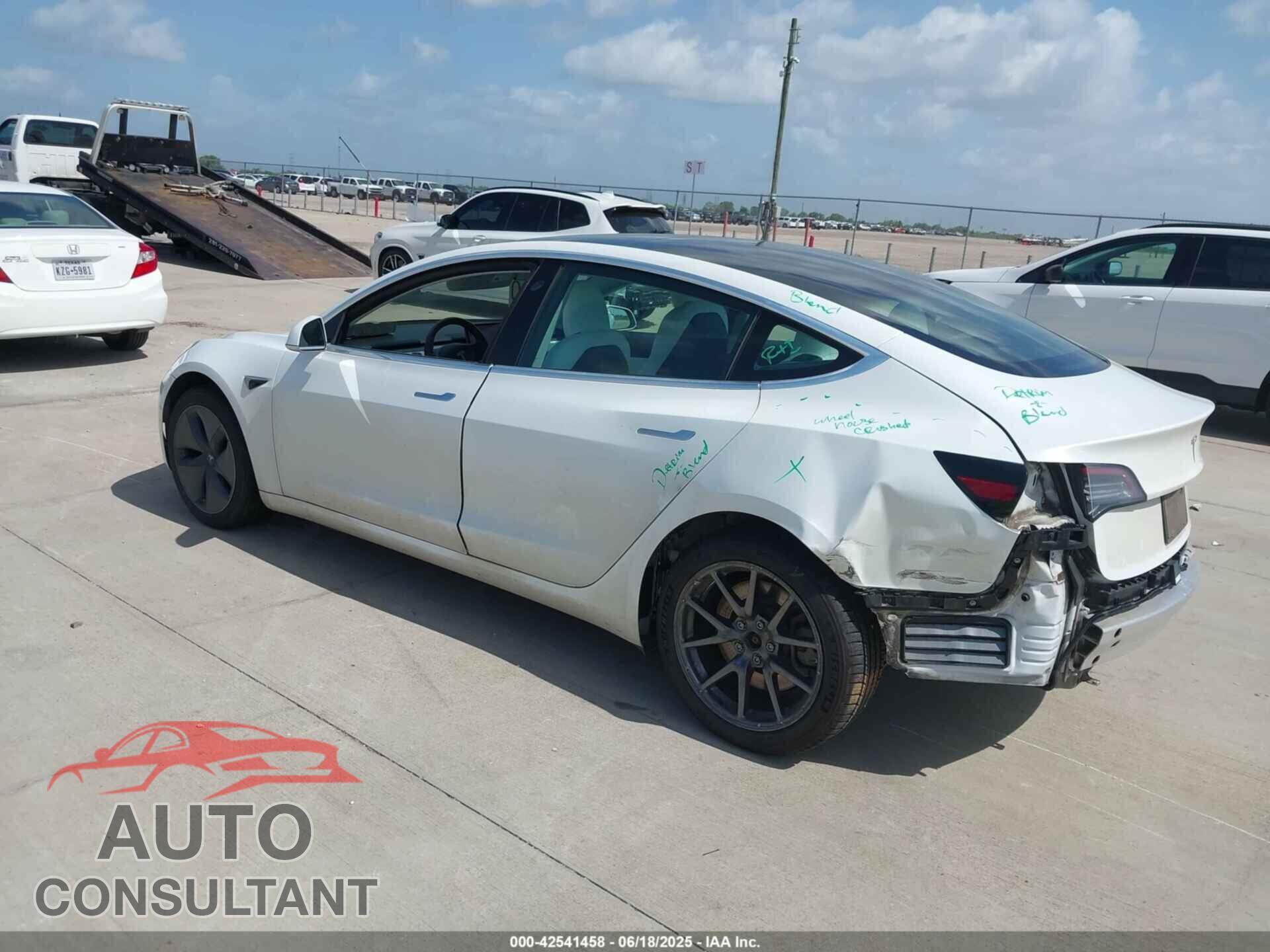 TESLA MODEL 3 2019 - 5YJ3E1EA6KF486503