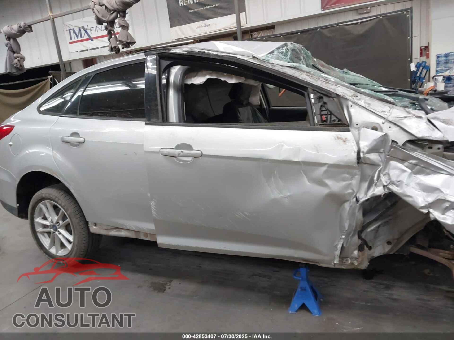 FORD FOCUS 2016 - 1FADP3F28GL392005