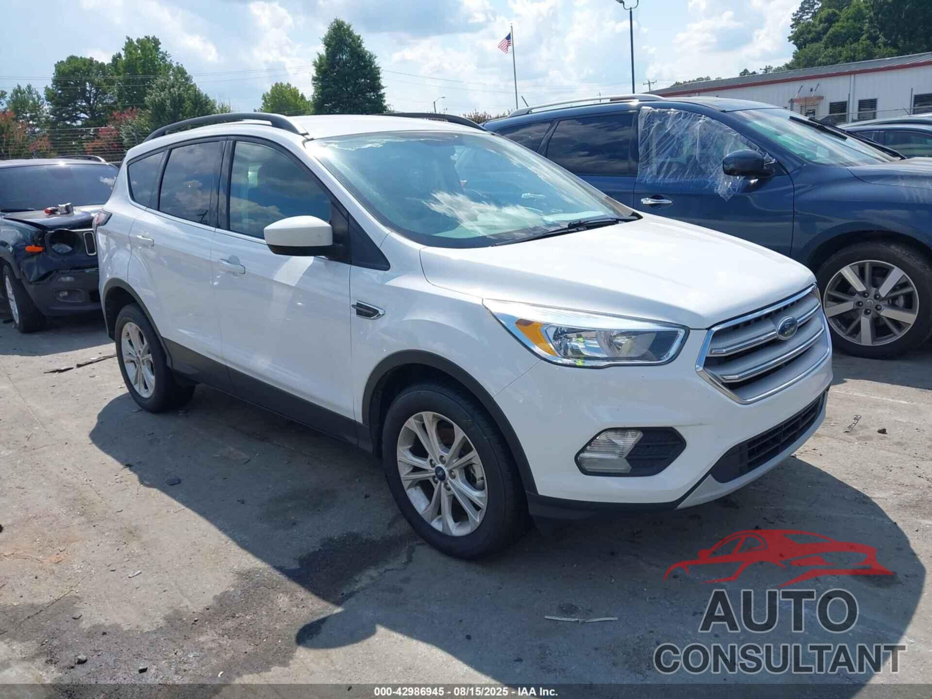 FORD ESCAPE 2018 - 1FMCU0GDXJUD25870