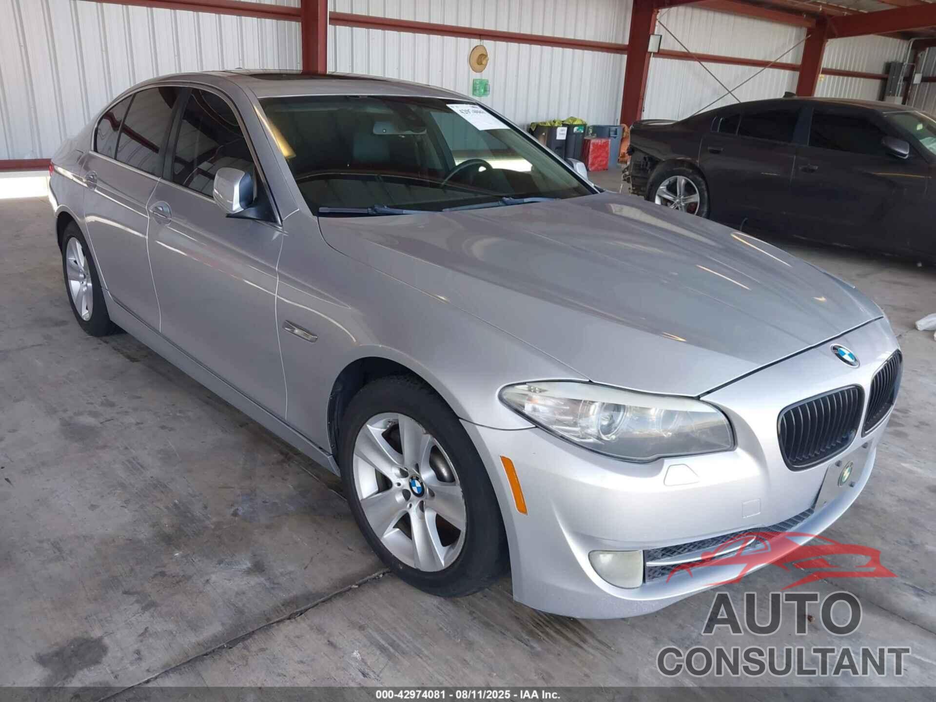 BMW 528I 2011 - WBAFR1C57BC738437