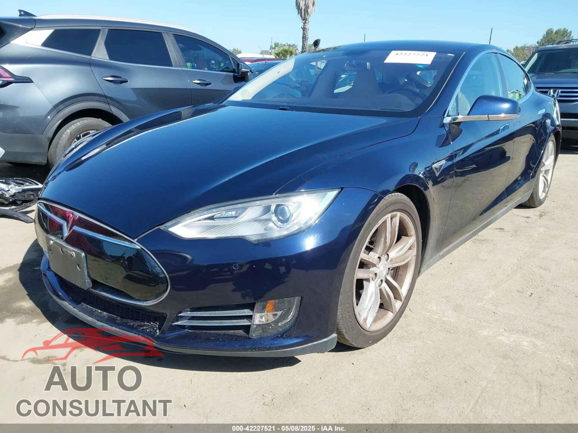 TESLA MODEL S 2013 - 5YJSA1CNXDFP28192