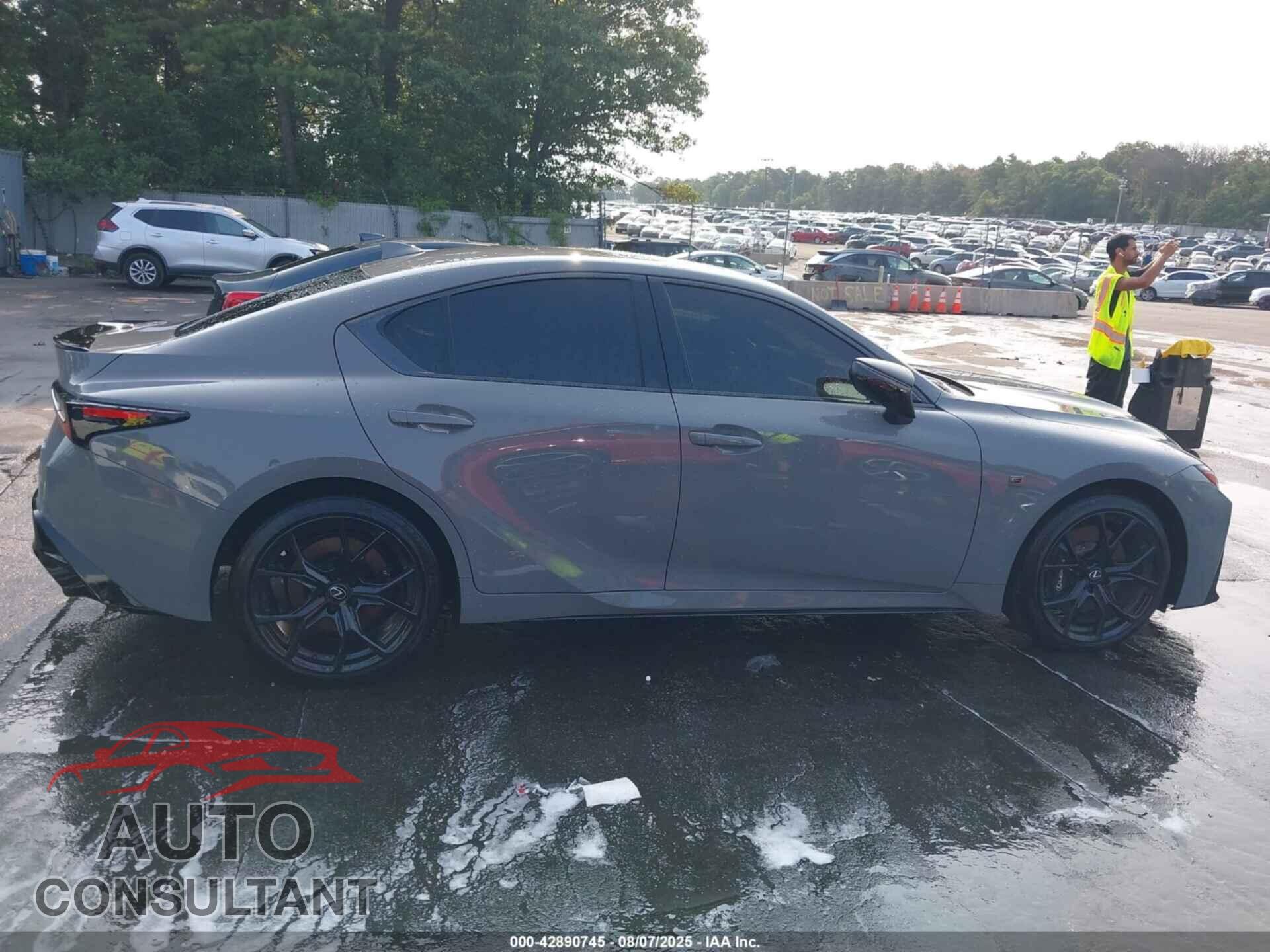 LEXUS IS 500 2025 - JTHAP1D20S5007181