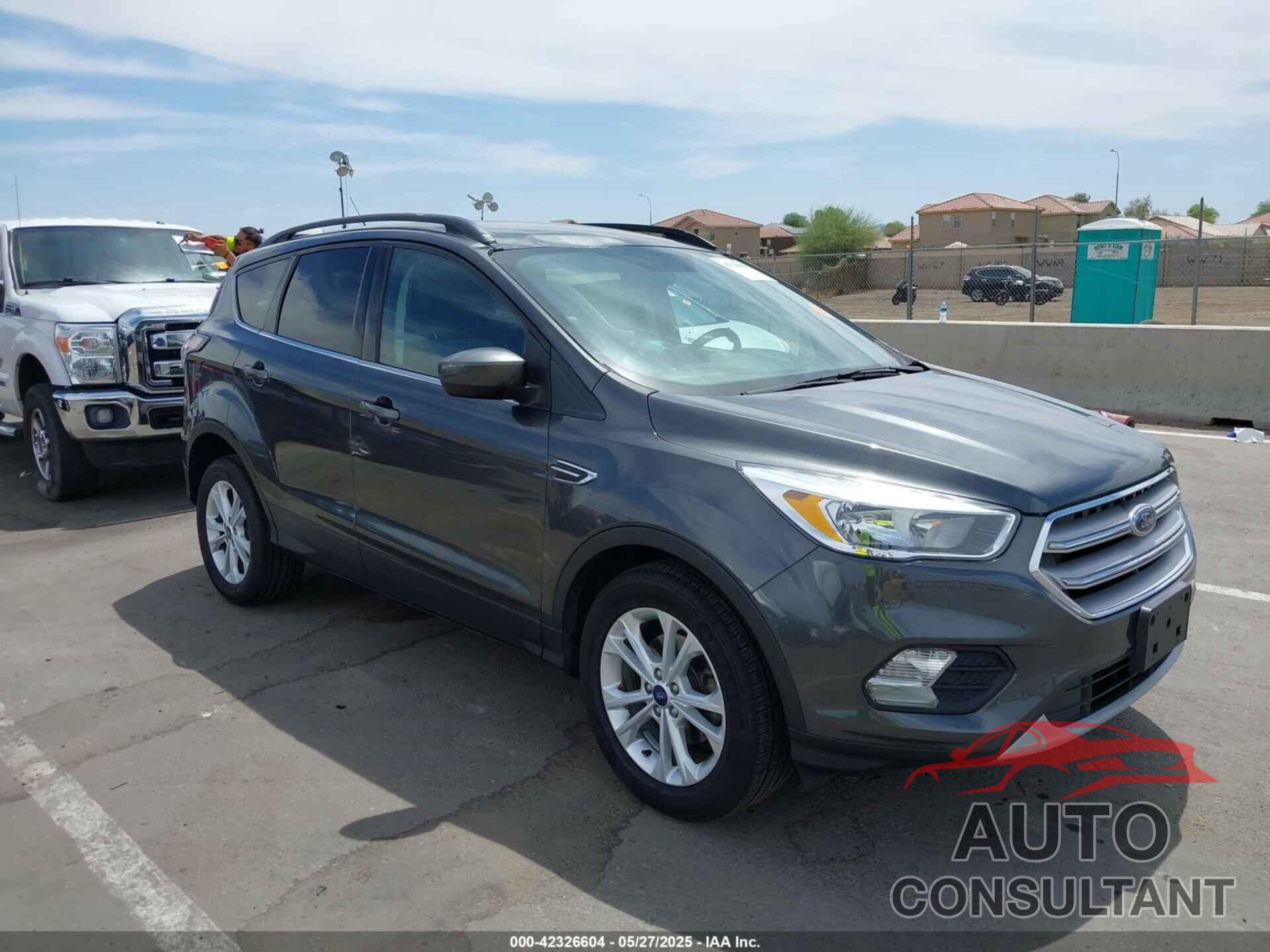 FORD ESCAPE 2018 - 1FMCU0GDXJUB80863
