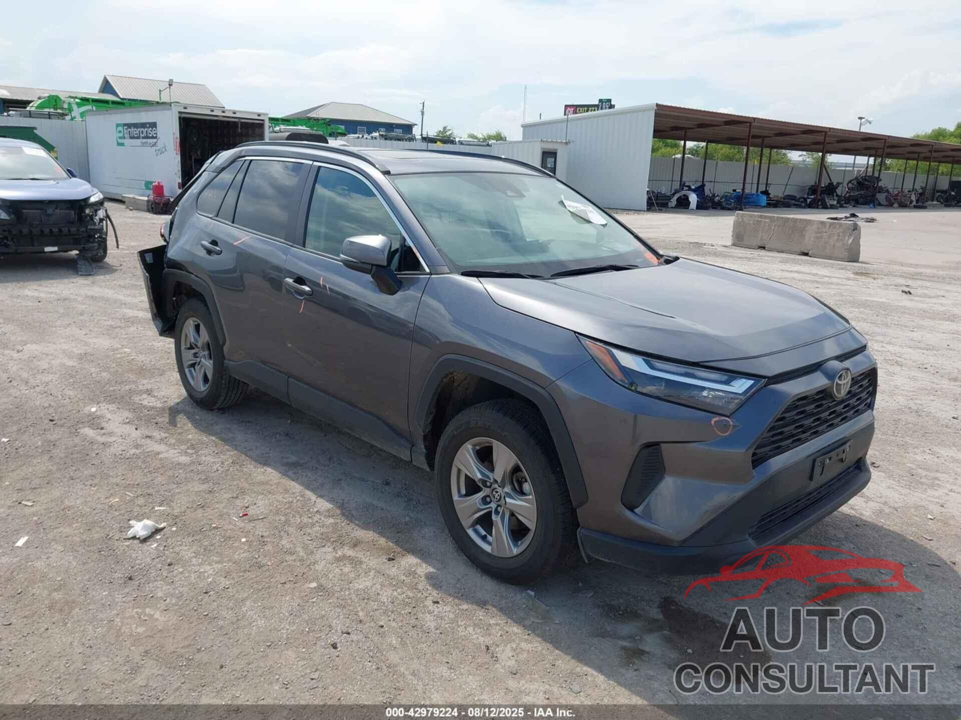 TOYOTA RAV4 2024 - 2T3W1RFV3RC266184