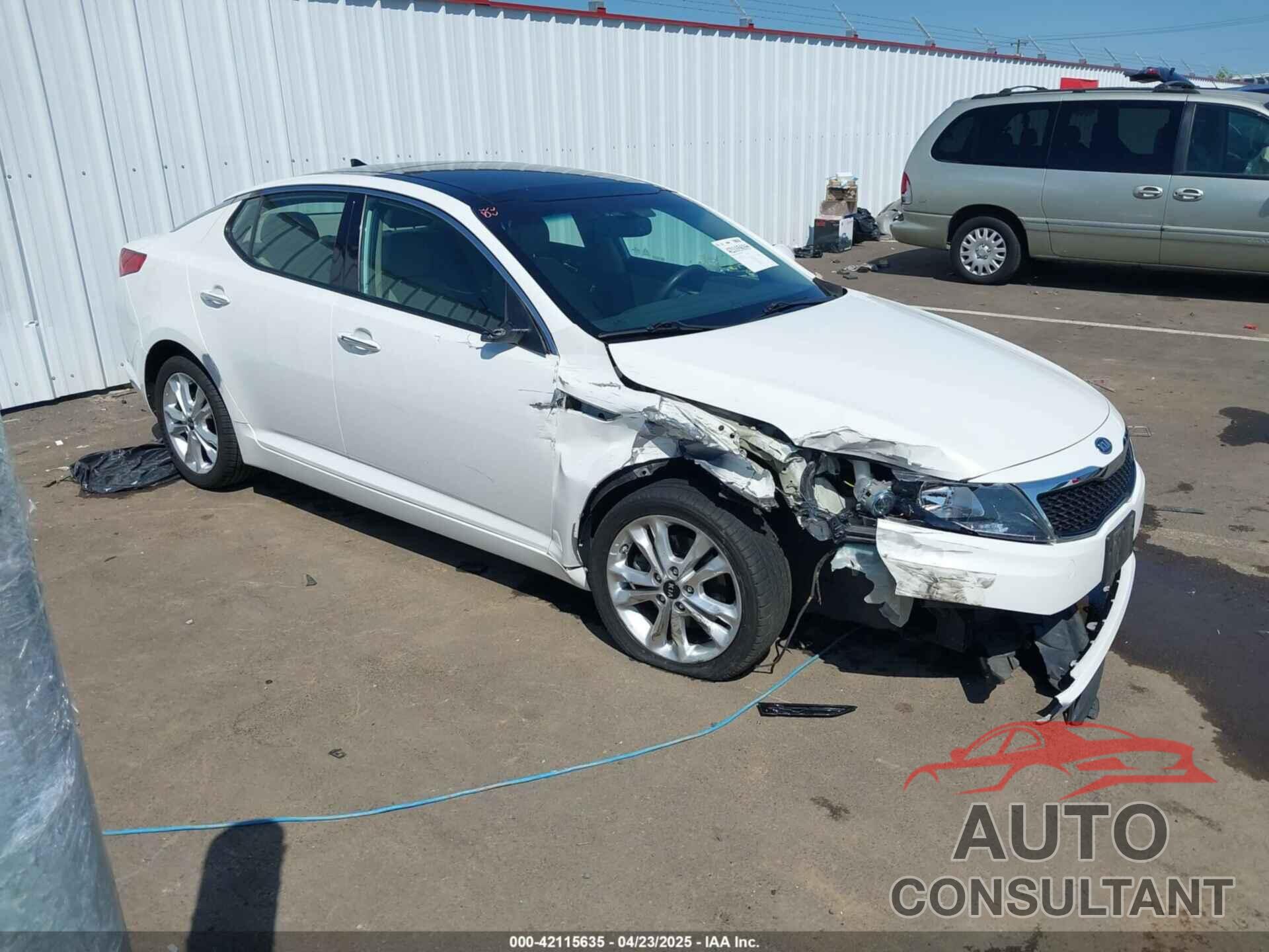 KIA OPTIMA 2011 - KNAGN4A73B5065057