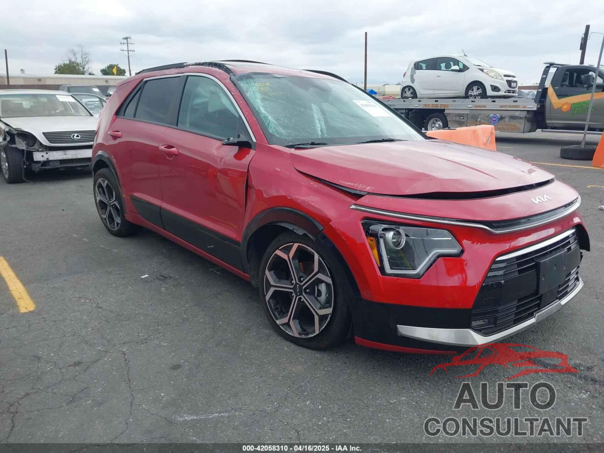 KIA NIRO 2023 - KNDCR3LE5P5110115