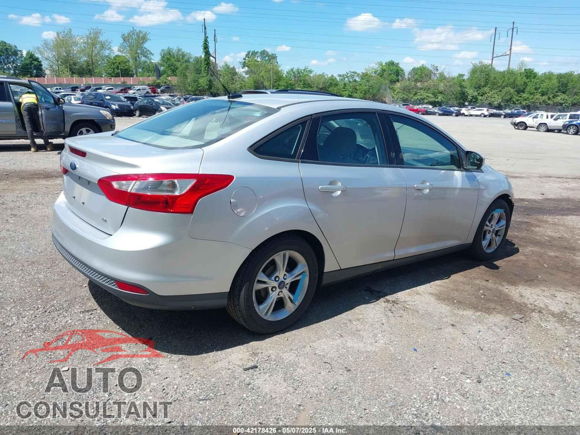 FORD FOCUS 2014 - 1FADP3F26EL318689