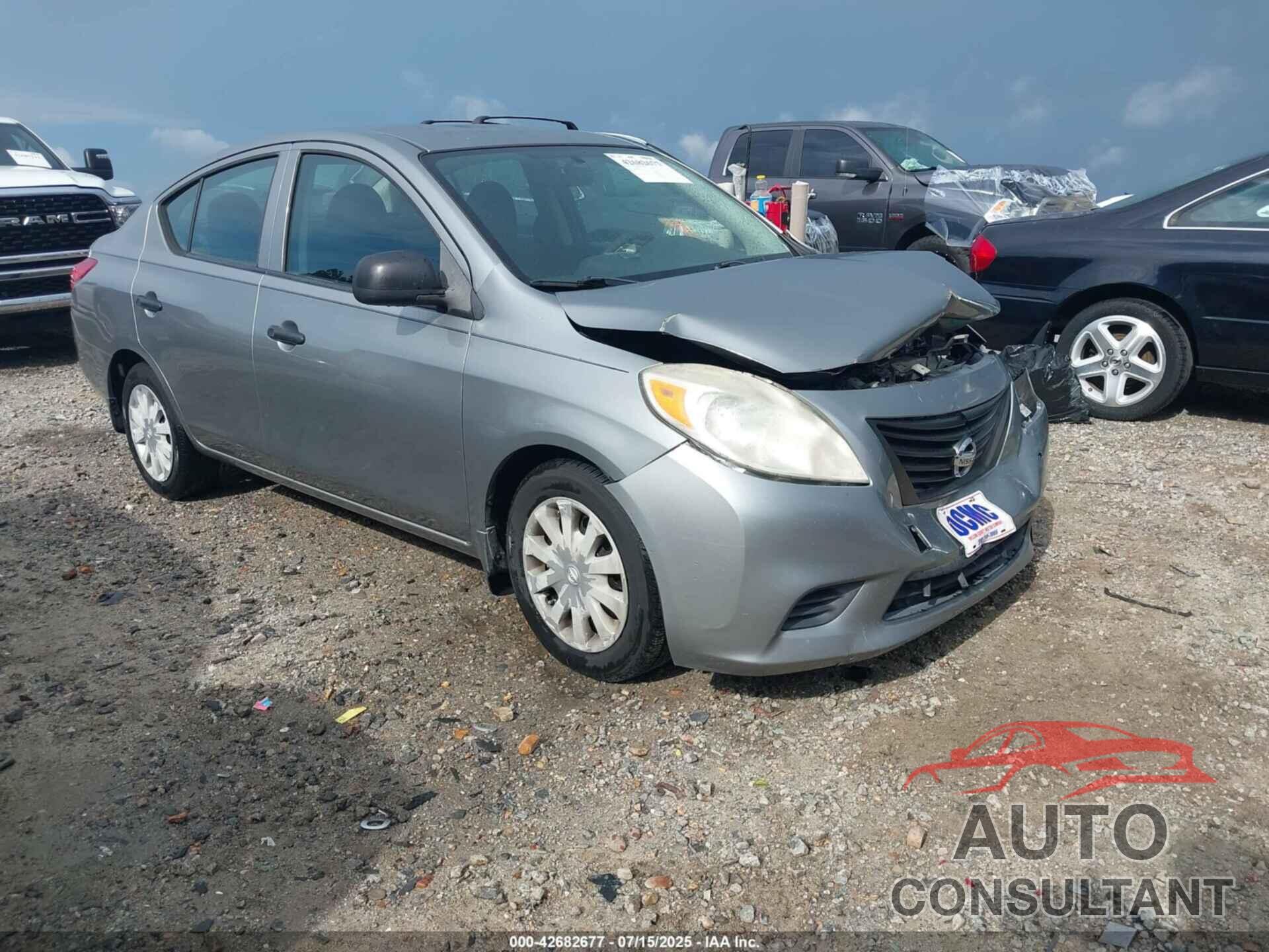 NISSAN VERSA 2012 - 3N1CN7AP7CL837132