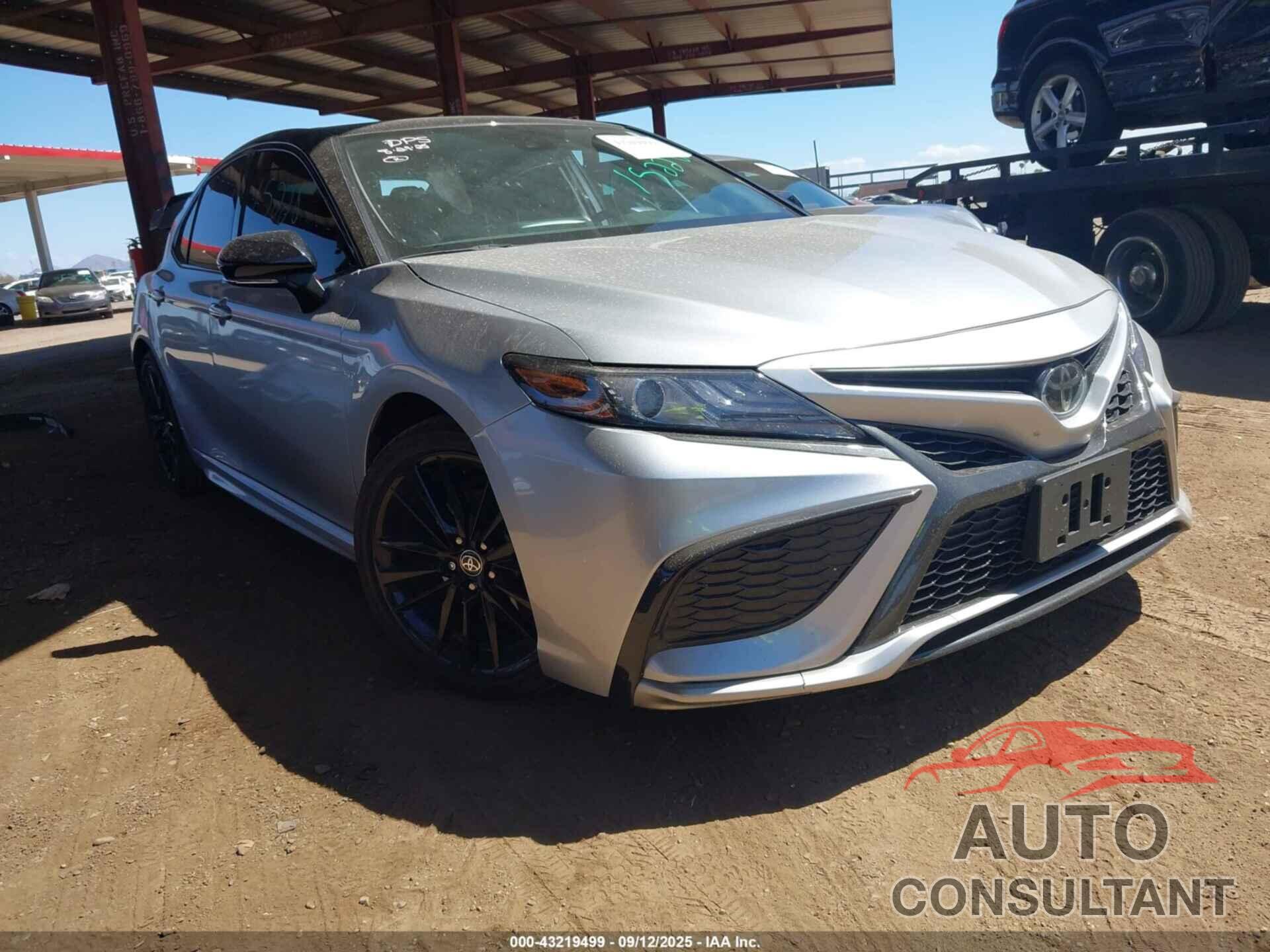 TOYOTA CAMRY 2024 - 4T1K61AK2RU210811