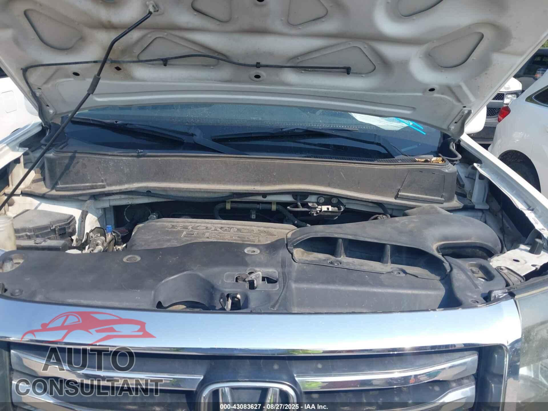 HONDA PILOT 2015 - 5FNYF3H92FB007774