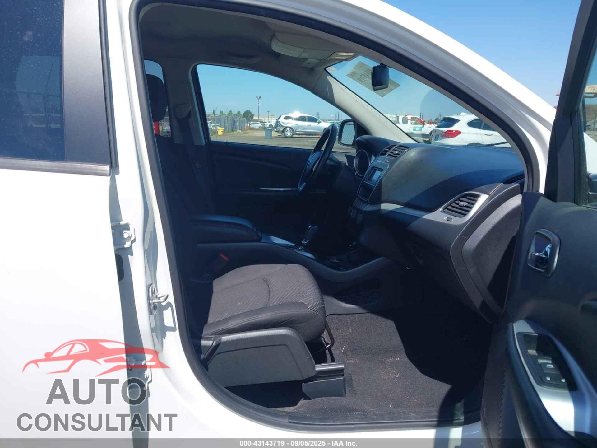 DODGE JOURNEY 2017 - 3C4PDCAB9HT573532