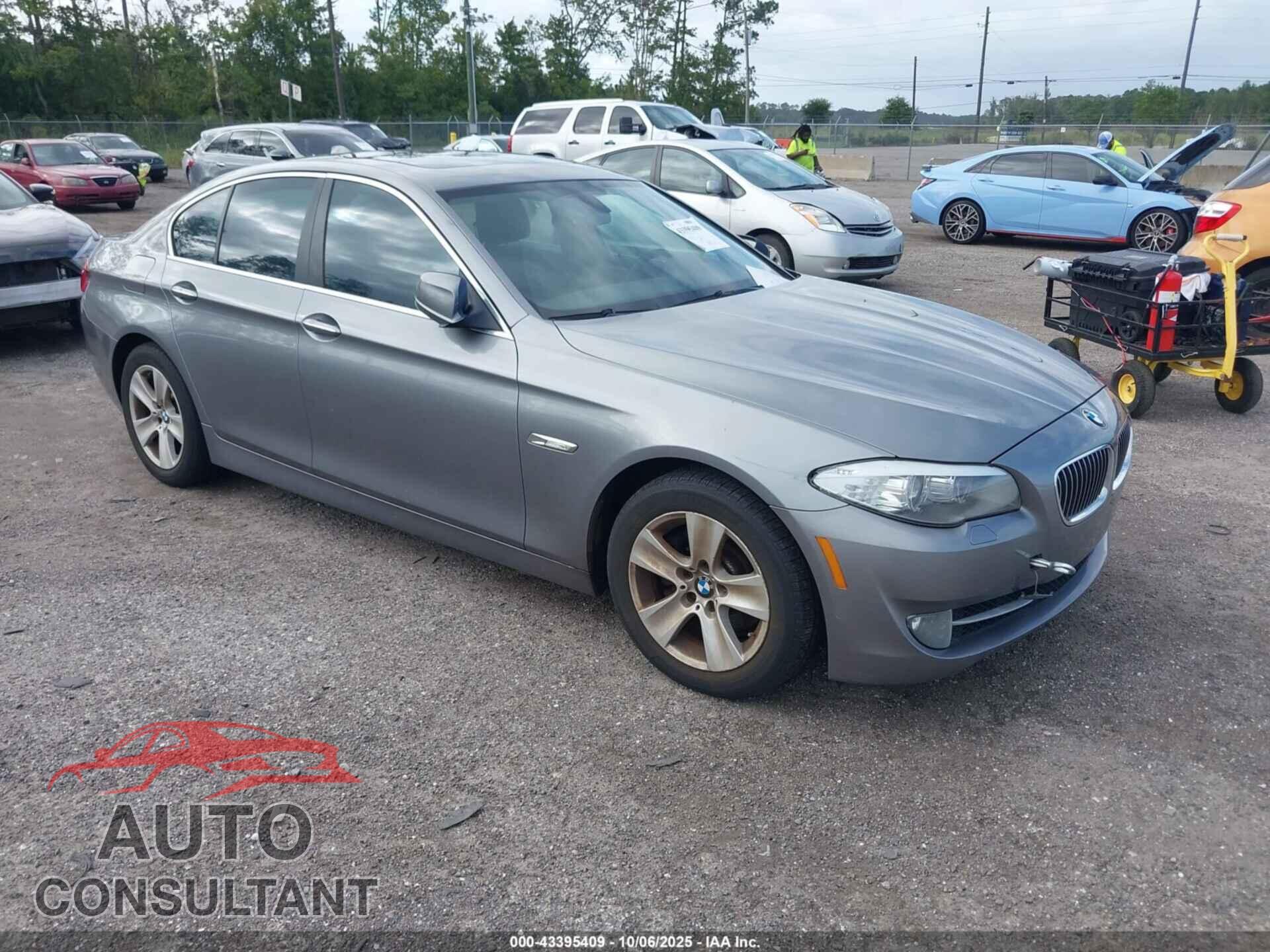 BMW 528I 2013 - WBAXG5C5XDDY31497