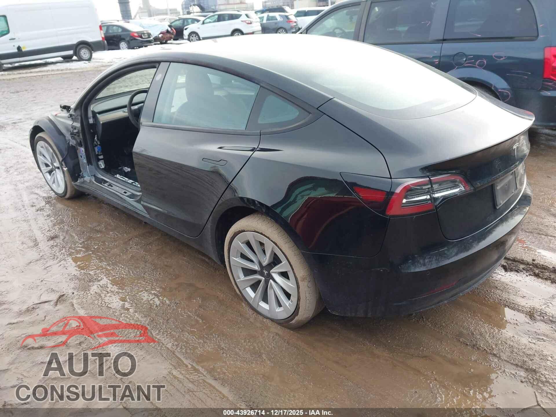 TESLA MODEL 3 2021 - 5YJ3E1EB5MF044548