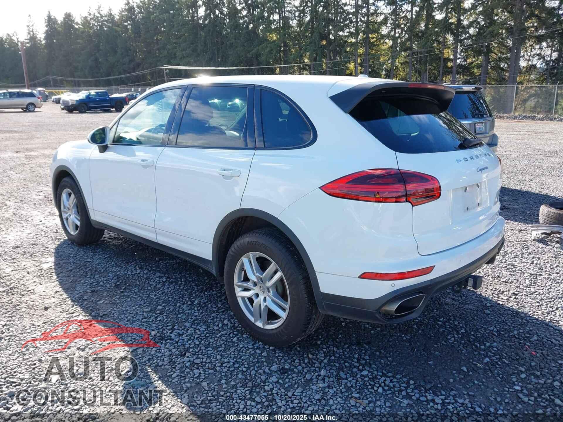PORSCHE CAYENNE 2016 - WP1AA2A29GLA01362