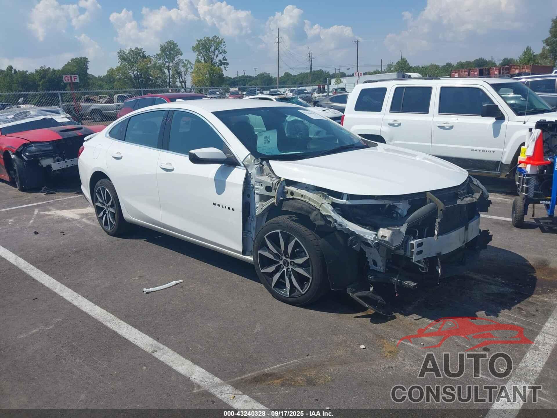CHEVROLET MALIBU 2020 - 1G1ZG5STXLF157214