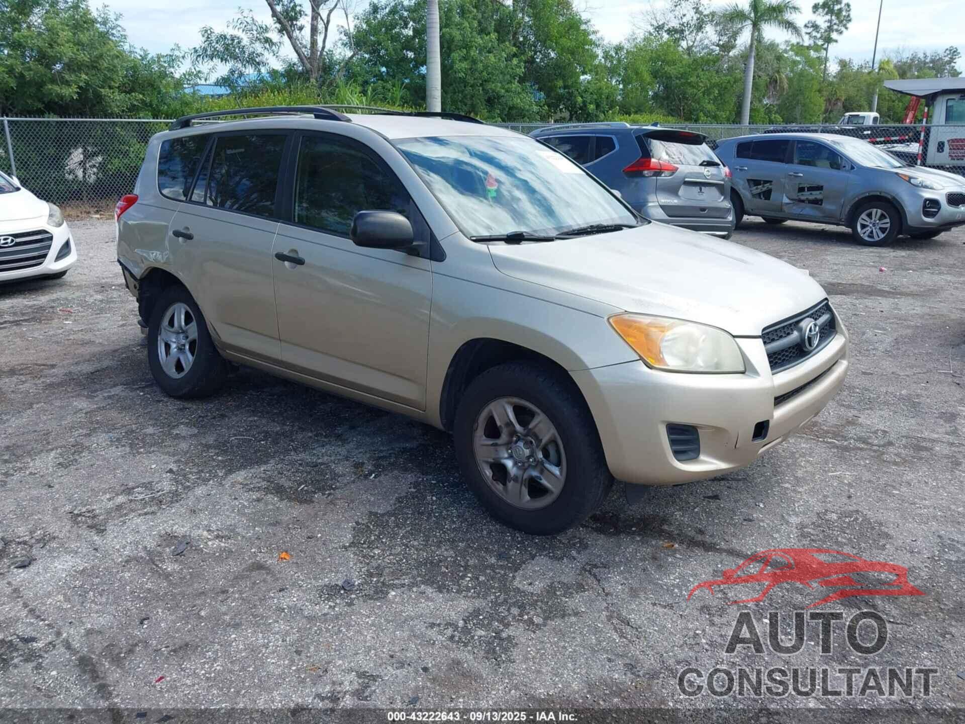 TOYOTA RAV4 2010 - JTMZF4DV1AD027172