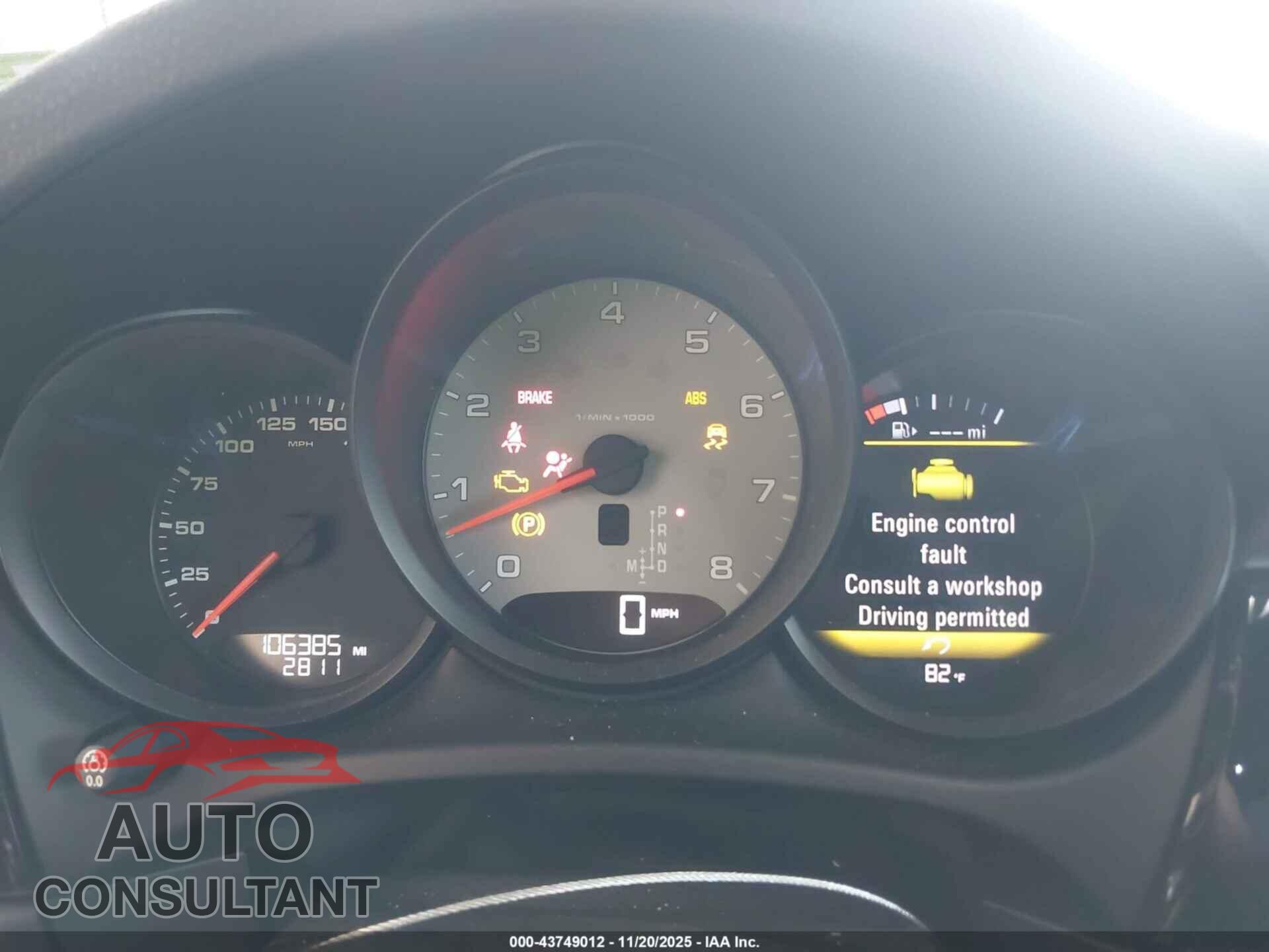 PORSCHE MACAN 2015 - WP1AB2A5XFLB64897